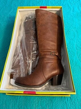 Baretraps Brown Mid-Calf Heeled Boots